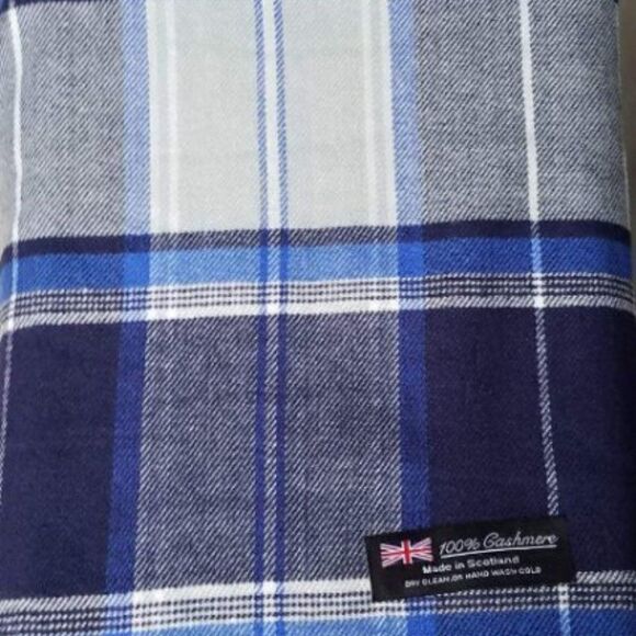 NEW 100% Cashmere Tartan Plaid Scarf made in Scottland - Picture 3 of 4